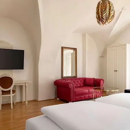 Amedia Plaza Wels, Trademark Hotel Wels